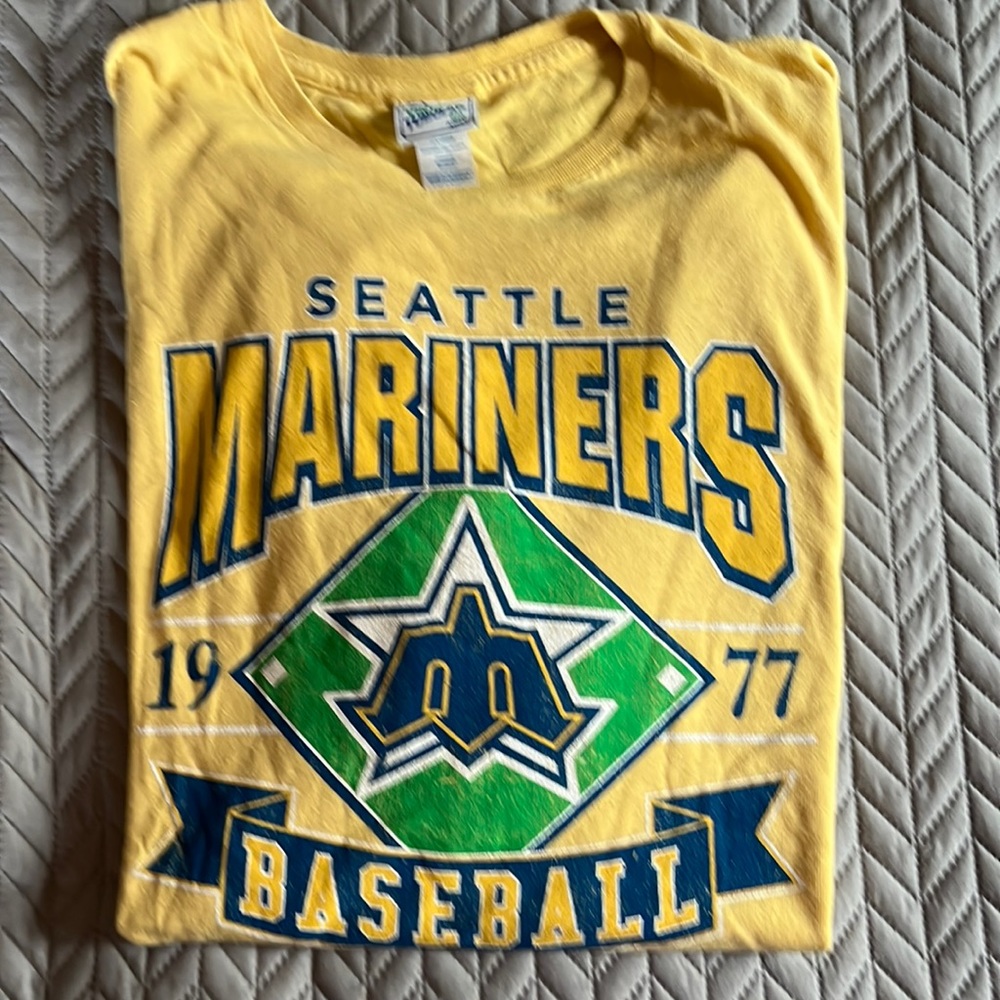 Mens 47 brand Florida Marlins shirt sleeve Tshirt